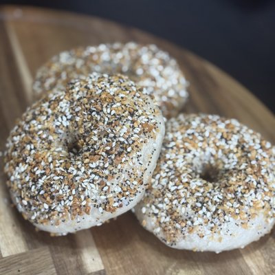 Everything Bagels - 6 Bagels