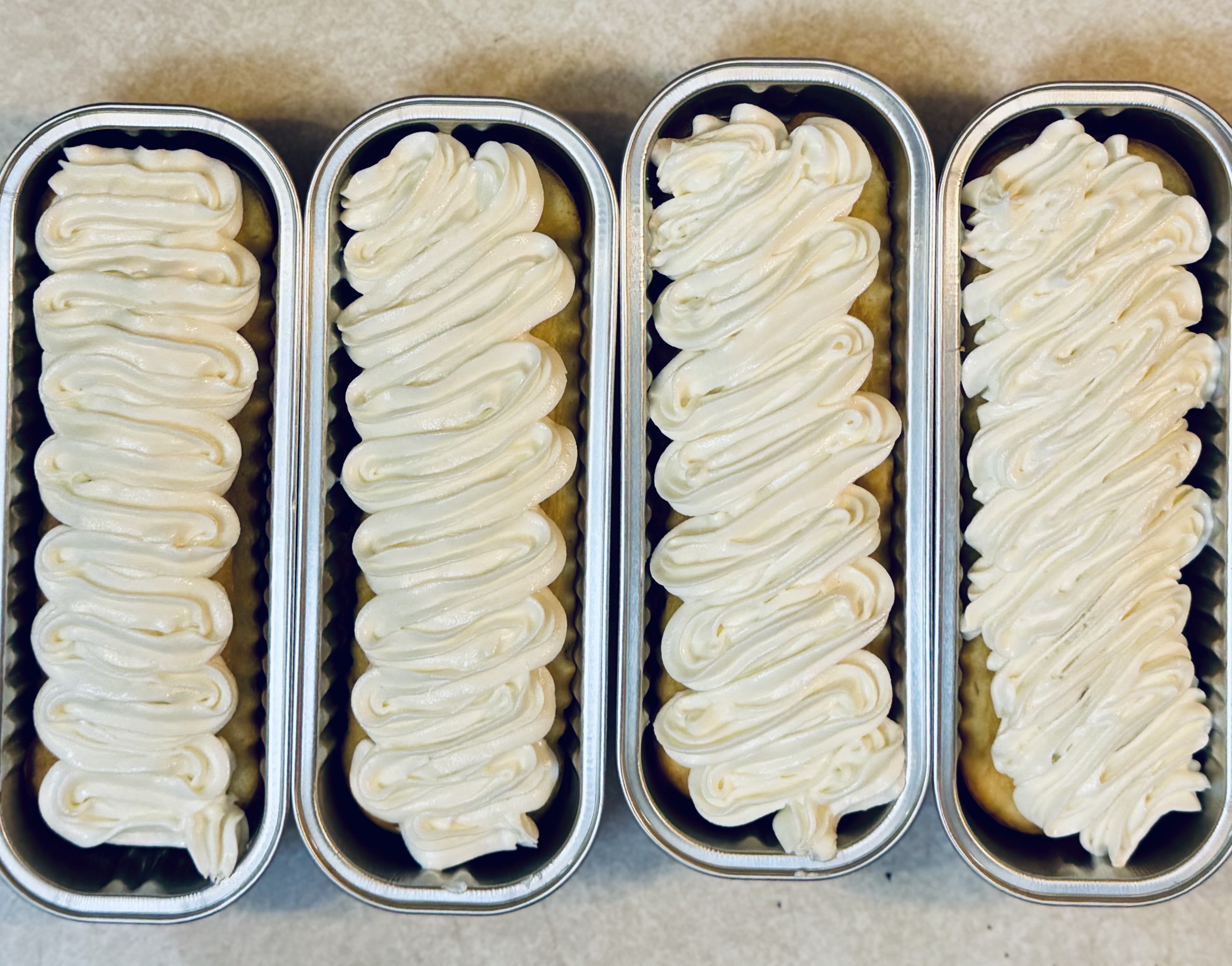 2 Each Vanilla Cake with Buttercream Frosting Mini