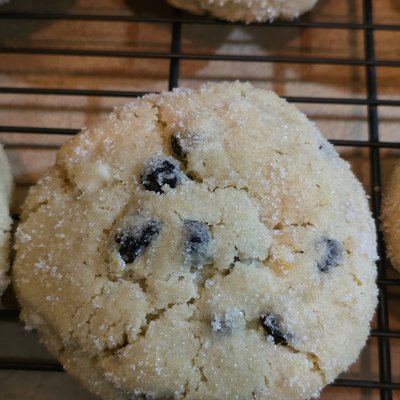 Lemon Blueberry Cookie 1/2 Dozen (6)