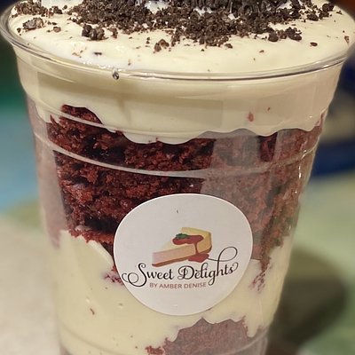 Cake Filled Cheesecake Cup