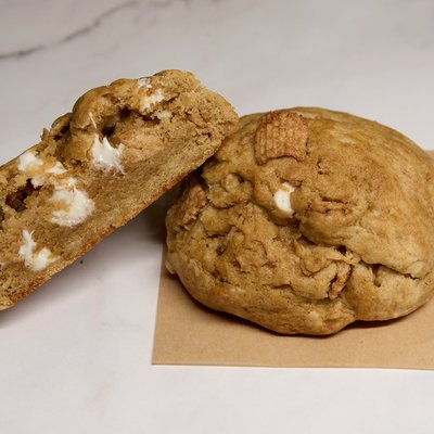 Gingerbread Snickerdoodle Cookie