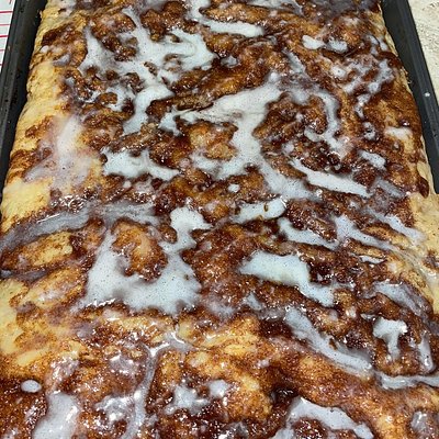 Cinnamon Roll Focaccia 