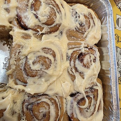 Cinnamon Rolls/Four 