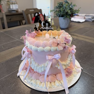 8 inch cake  