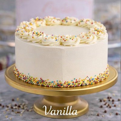 Vanilla Cake - 10 Inch 