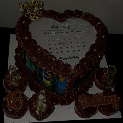 10” Heart Cake Celebration Board