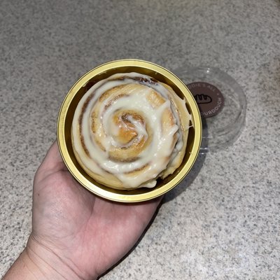 Personal Pan Cinnamon Roll