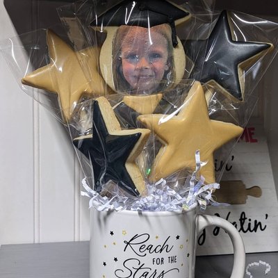 Graduation Bouquet With Photo