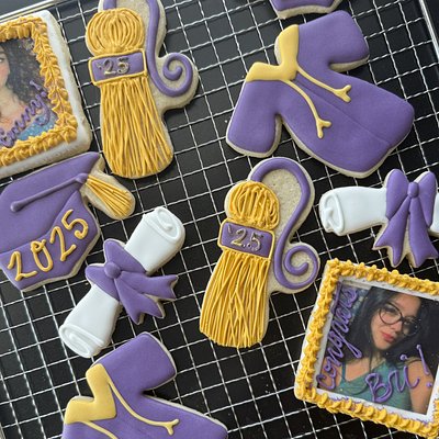 (Early Bird) Graduation Cookies! (Price Per Dozen)