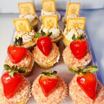 Cupcake Flight (Dozen Pick 3 Flavors)  No Decorations 