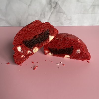 Red Velvet Brownie Cookie