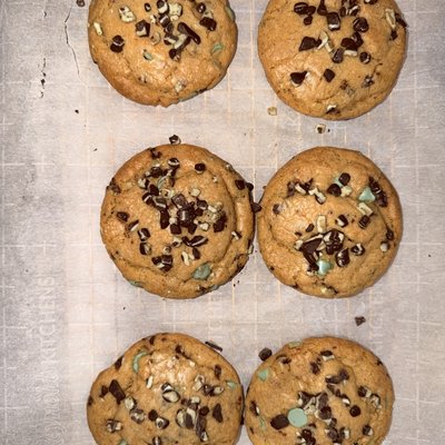 Mint Chip Sourdough Cookies 6ct