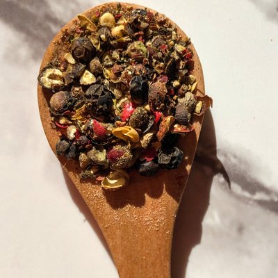 Six Corners Peppercorns Infused Seasoning Blend 