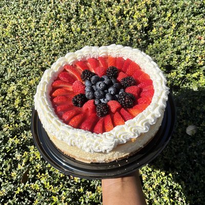 Mixed Berry 🫐🍓 Cheesecake- Small 7” *Item pictured is a large 9”*