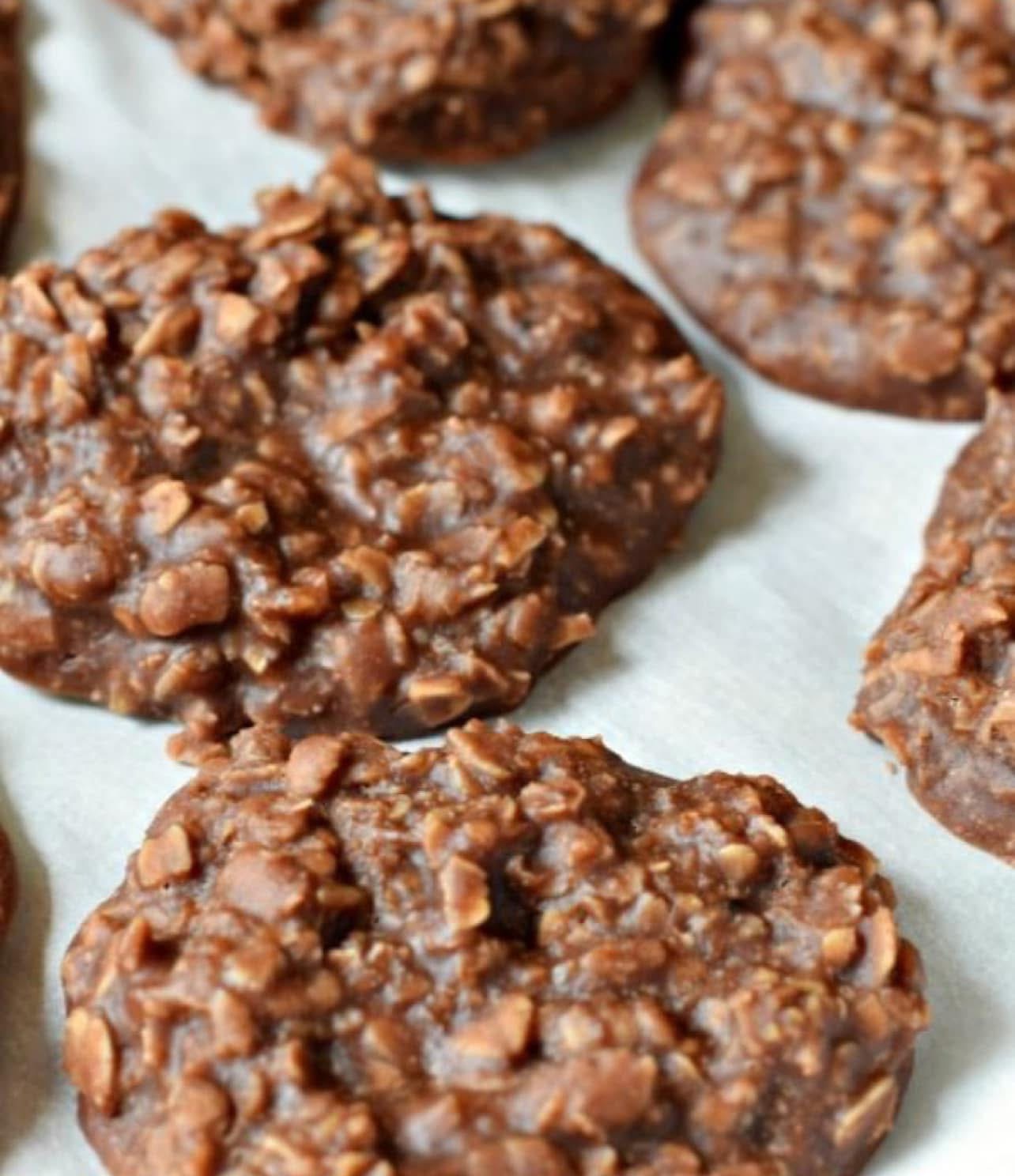 Chocolate Oatmeal Cookies (1 Dozen)