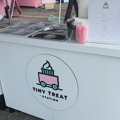 Mobile Cake Bar 