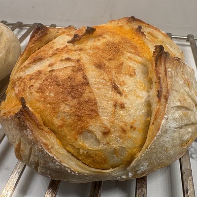 White Sourdough With Sharp Cheddar 2lb