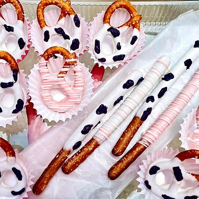 Dipped Pretzels (price starting w/ 1 Dozen)
