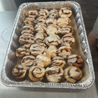 Party Pan Of Gigi’s CinnaBites