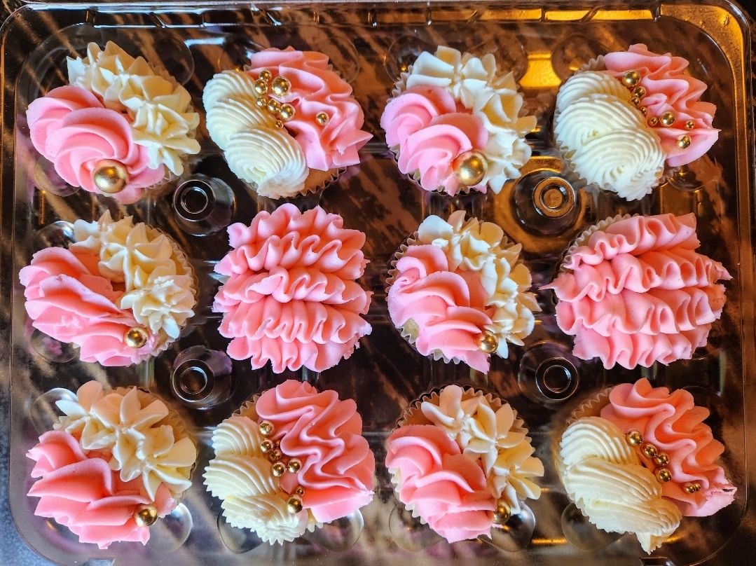 Lux Cupcakes