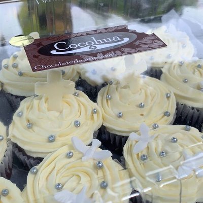 Chocolate Cupcakes (4 Units)