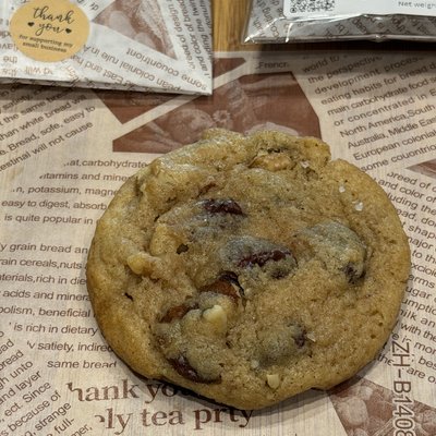 Sourdough Walnut Chocolate Cookie