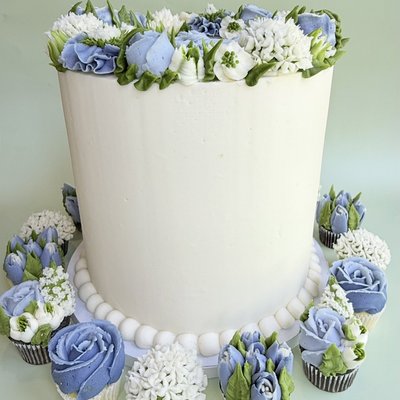 Floral Wreath Cake