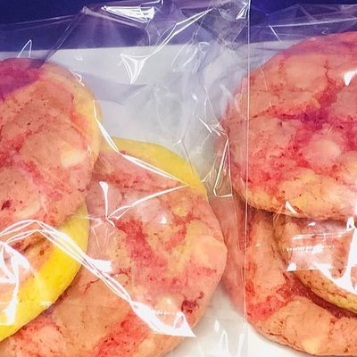 Strawberry Lemonade Cookies  