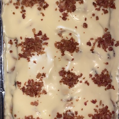 Maple Bacon Cinnamon Rolls (12)