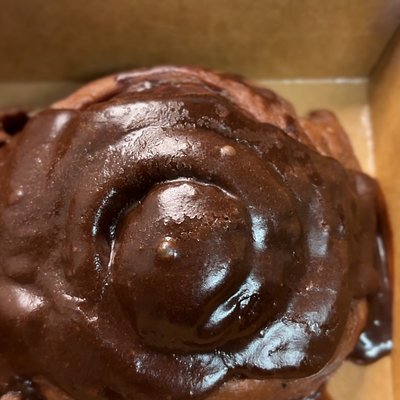 Chocolate Cinnamon Rolls - 1/2 Dozen 