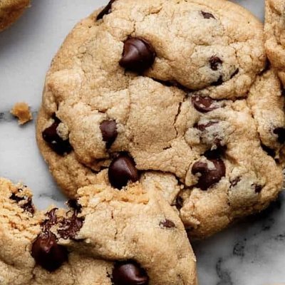 Peanut Butter Chocolate Chunk Cookies 