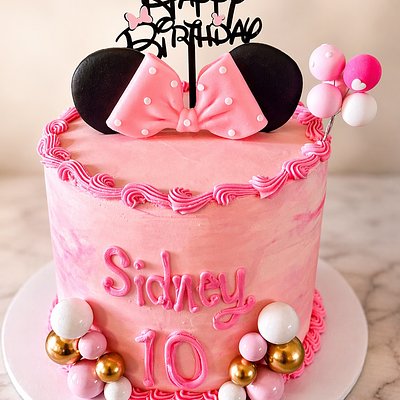 8” Custom Cake (Serves 18+)