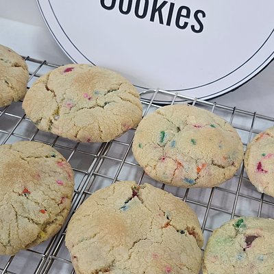 M&M Funfetti - HALF DOZEN