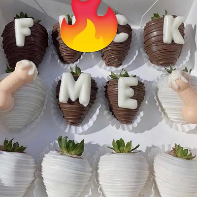 Naughty Strawberries (6pk)