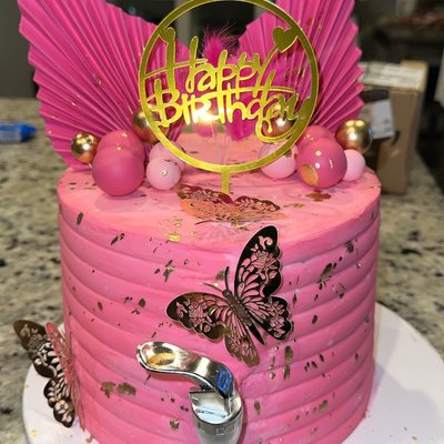 Liquor Dispenser Cake