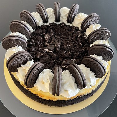 Classic 9" Oreo Cheesecake