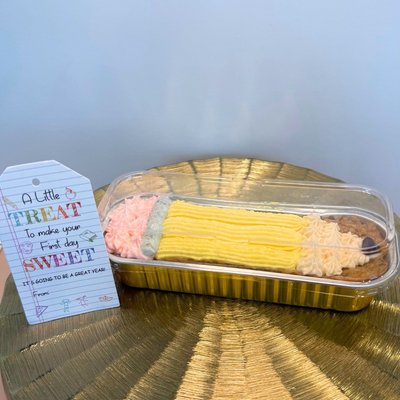 Back To School - Pencil Cookie Cake
