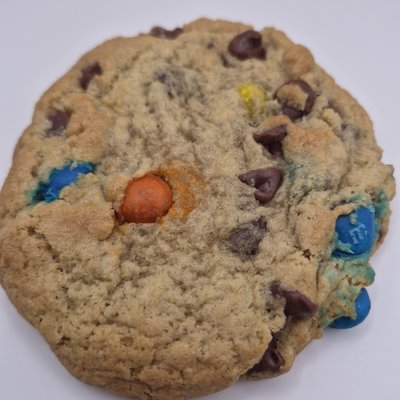 Single M&M Chocolate Chip Cookie