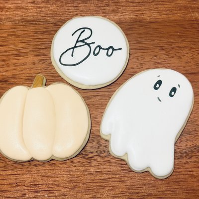 Boo-tiful Trio