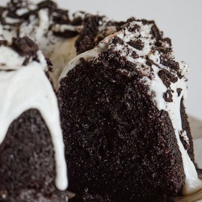 Chocolate Oreo Bunt
