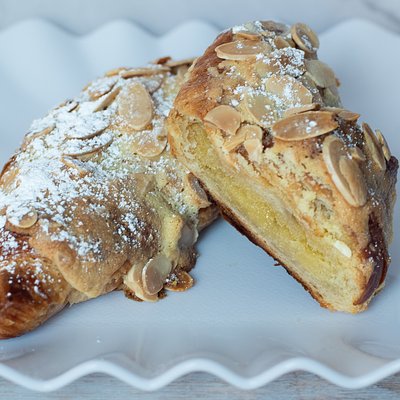 Almond Croissant Freshly Baked Box Of 6 
