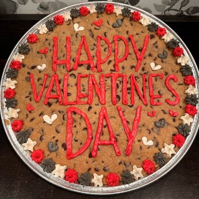 16” Chocolate Chip Cookie Cake