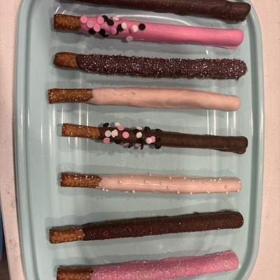Chocolate Covered Pretzels 