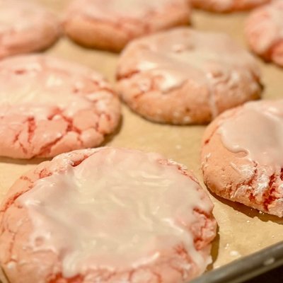 Strawberry cookies - one dozen 