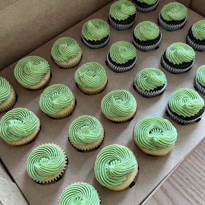 Mini Cupcakes *only available as add-on w/other products 
