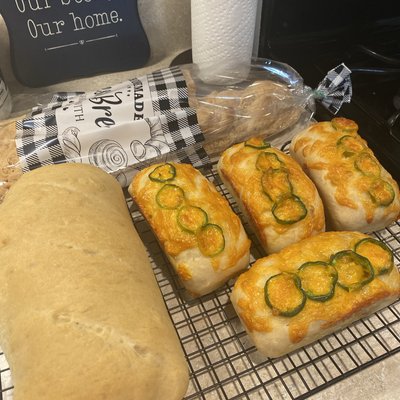 Jalapeno & Cheddar Mini Loaf