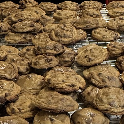 8 Count - Brown Butter Sourdough Chocolate Chip
