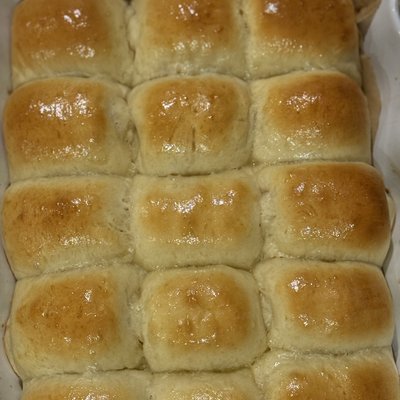 Milk Bread Dinner Rolls 