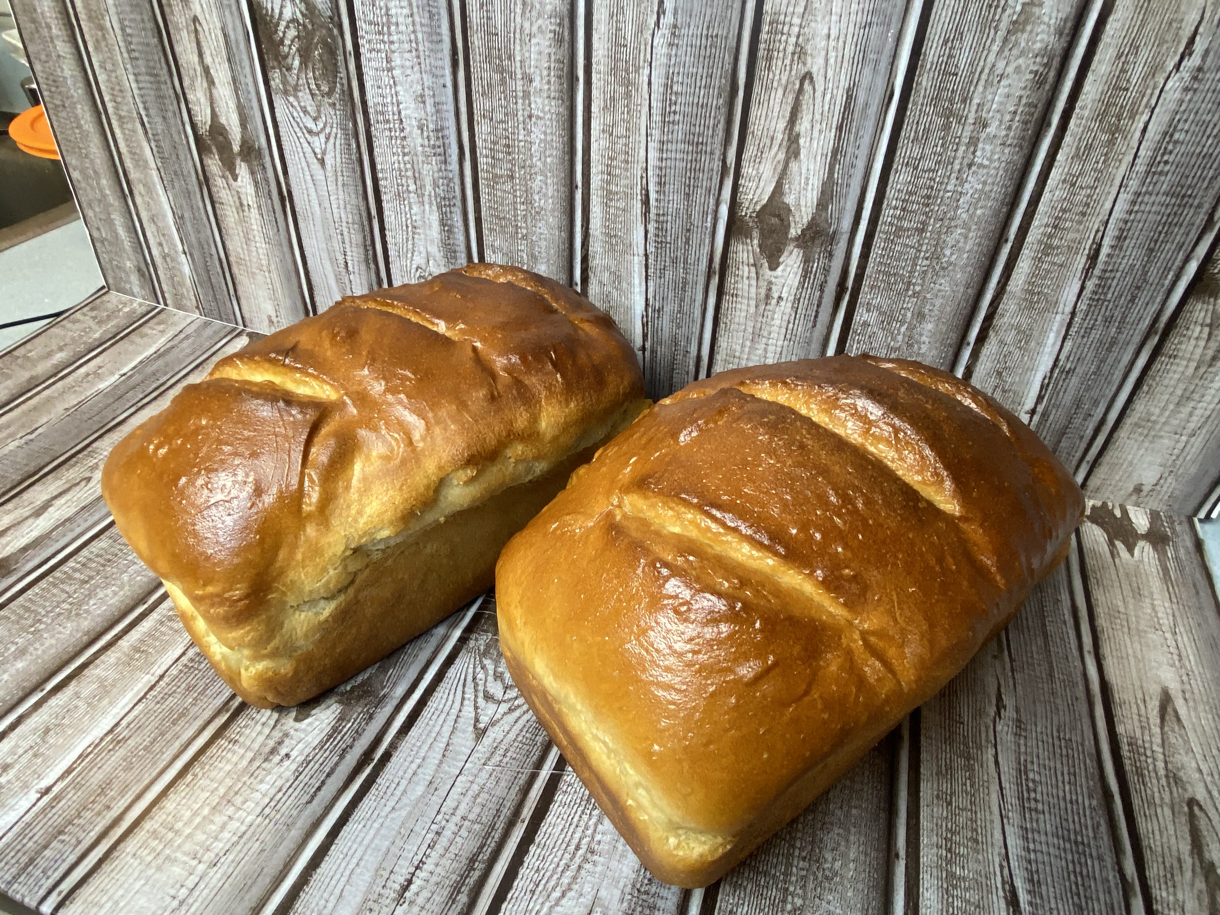 Sourdough sandwich loaf 