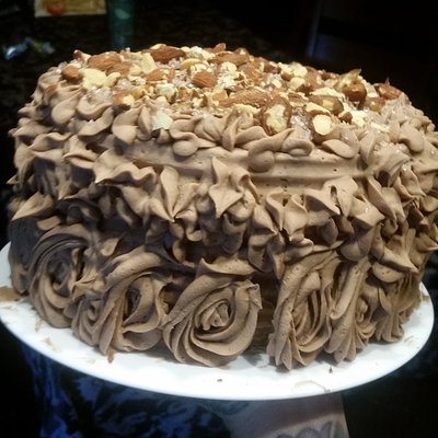 Snickers Delight - 8" Vintage Heart Shaped